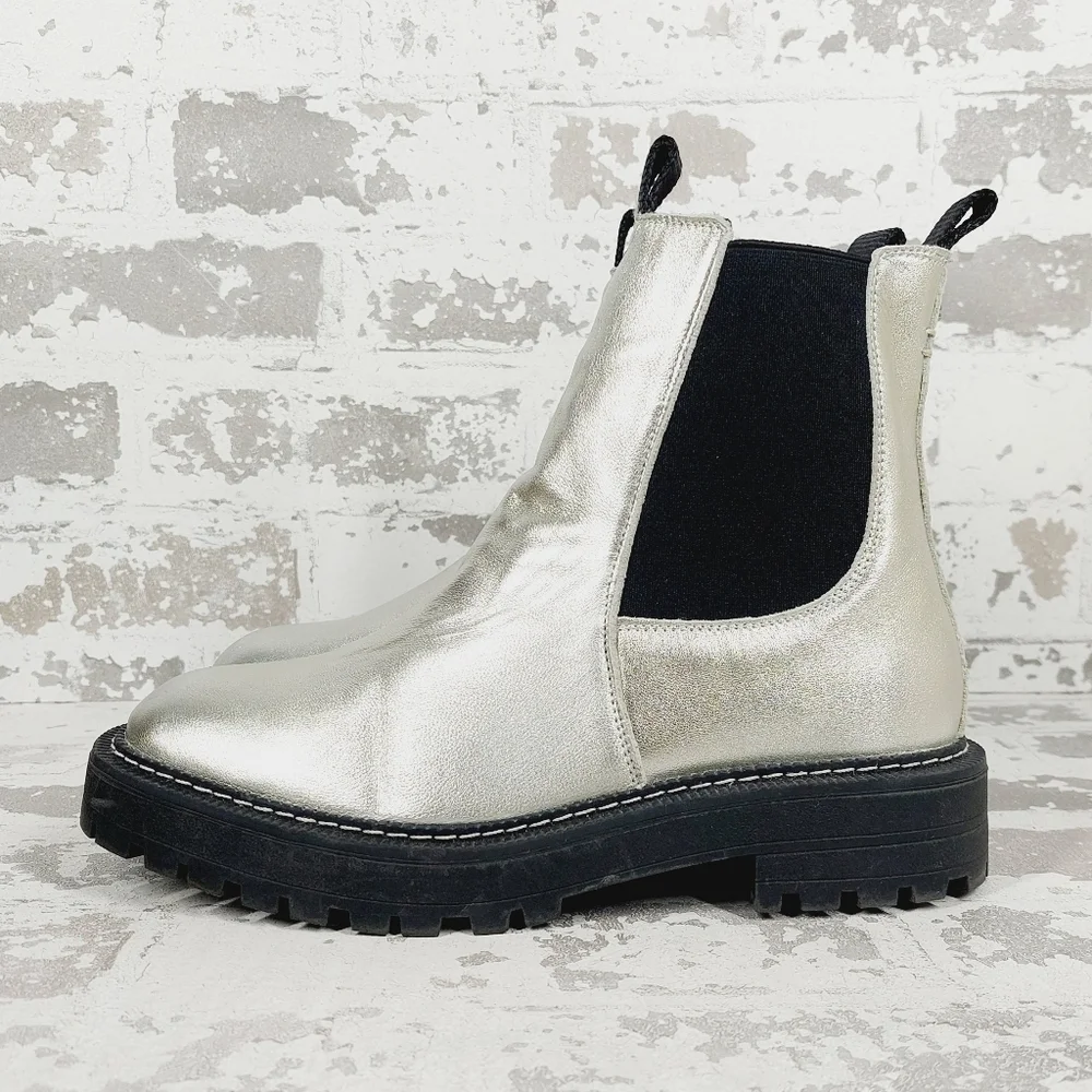 New Sam Edelman Laguna Silver Leather Pull On Chelsea Boots O105